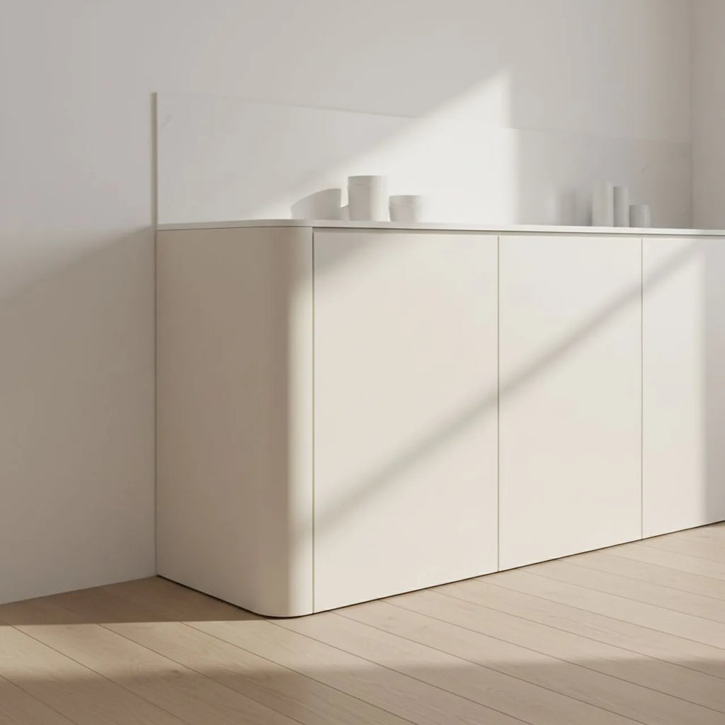 Panel gięty ślepy R150 – lakierowany front