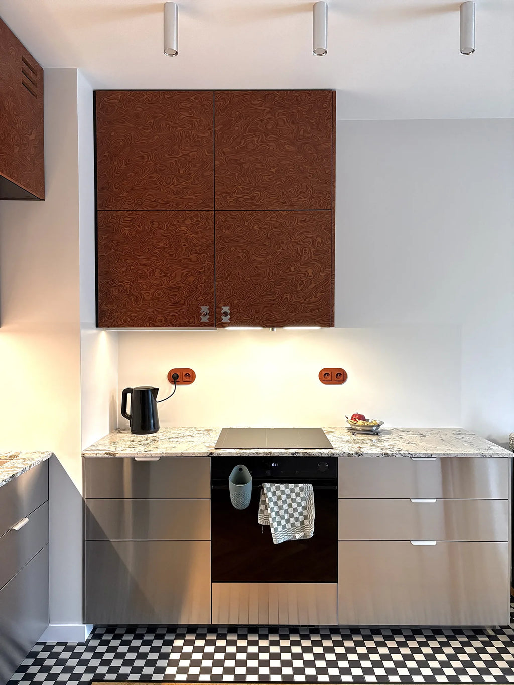 Fronty Korzeń Muskato w kuchni IKEA METOD — realizacja klienta, szafki górne